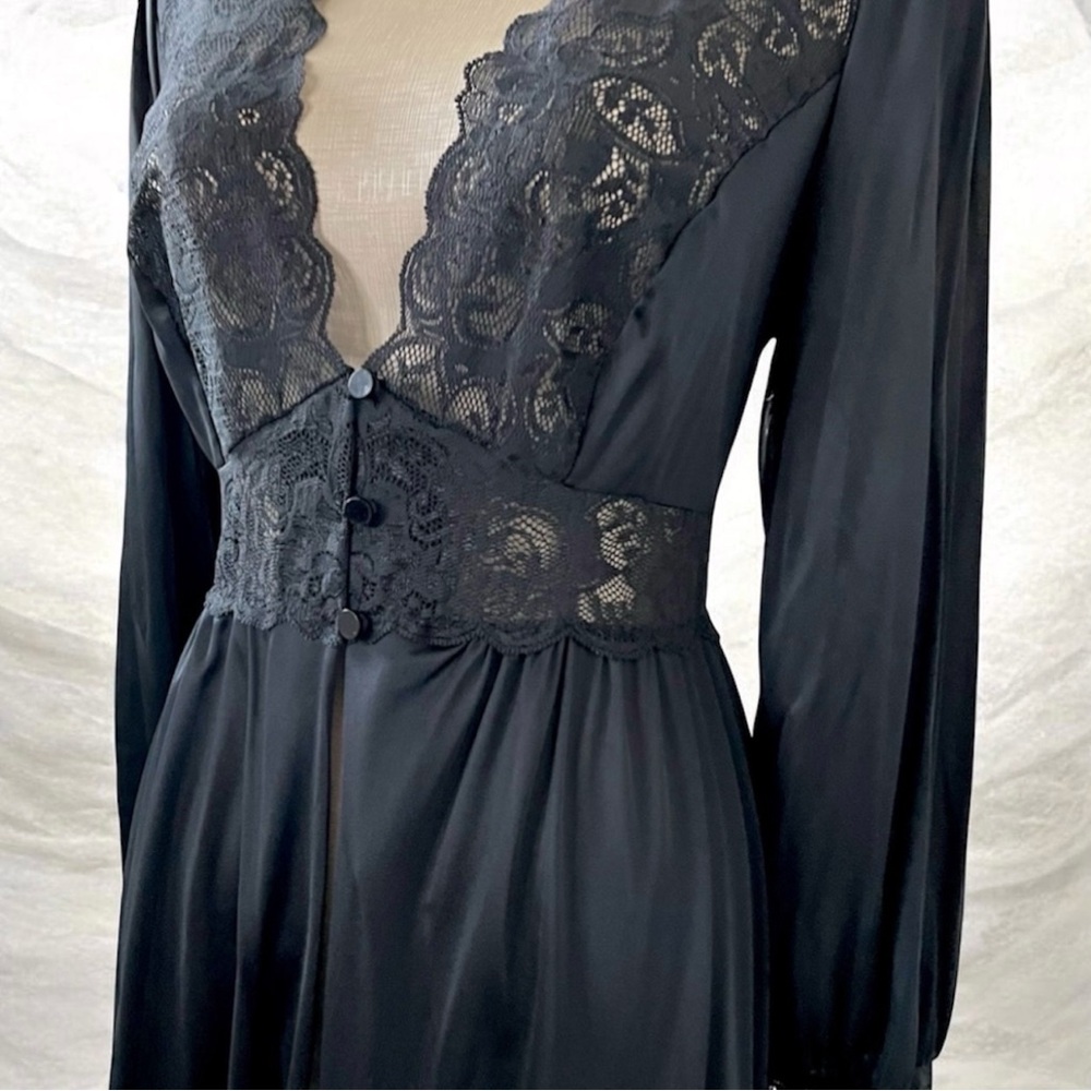 Shadowline Peignor Dressing Robe Lace Silky Nylon Romantic Goth Feminine Large - Picture 11 of 11